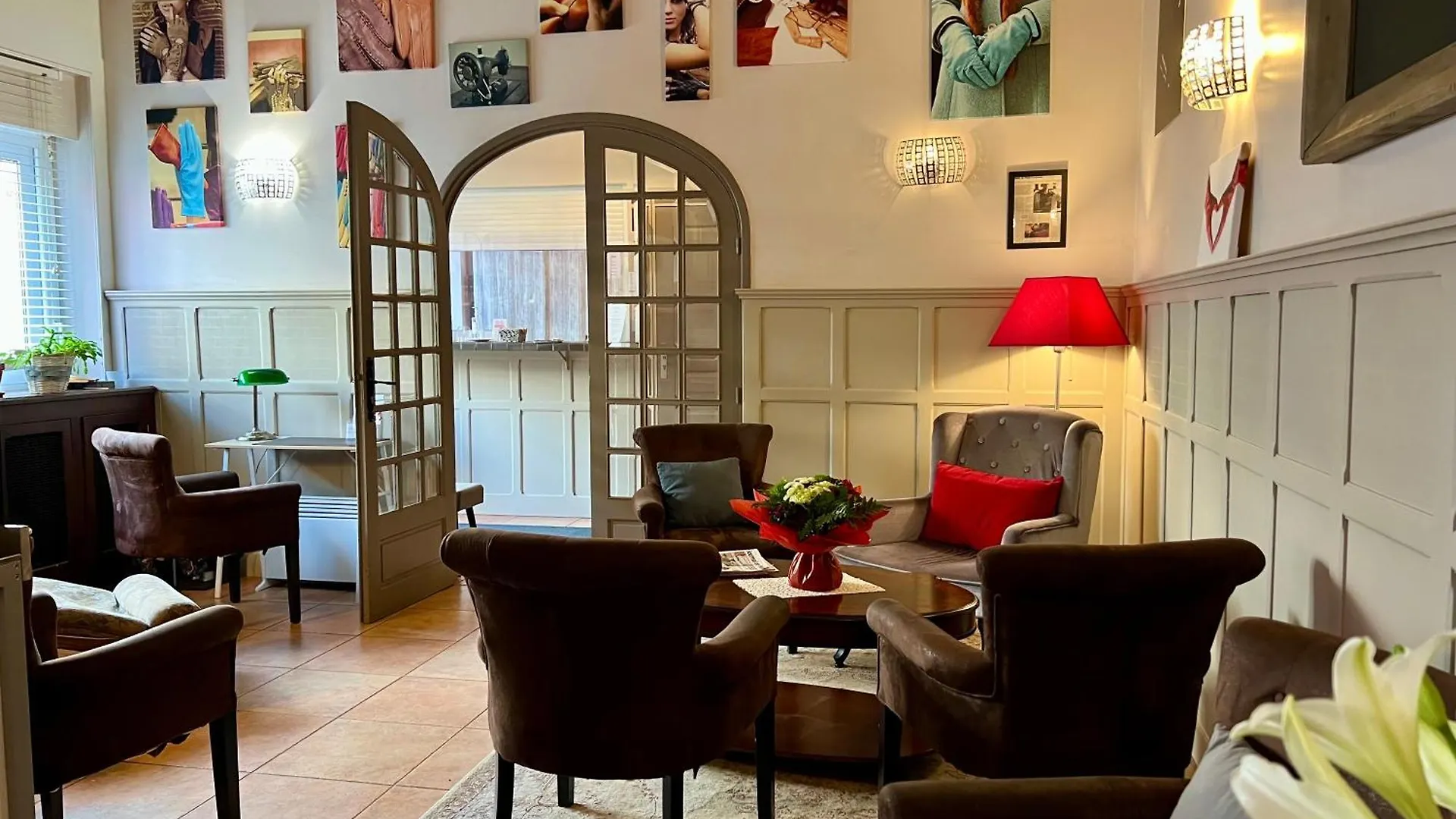 Logis Hotel Des Causses Millau France